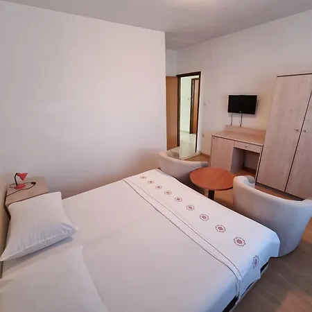 Silvana Appartement *